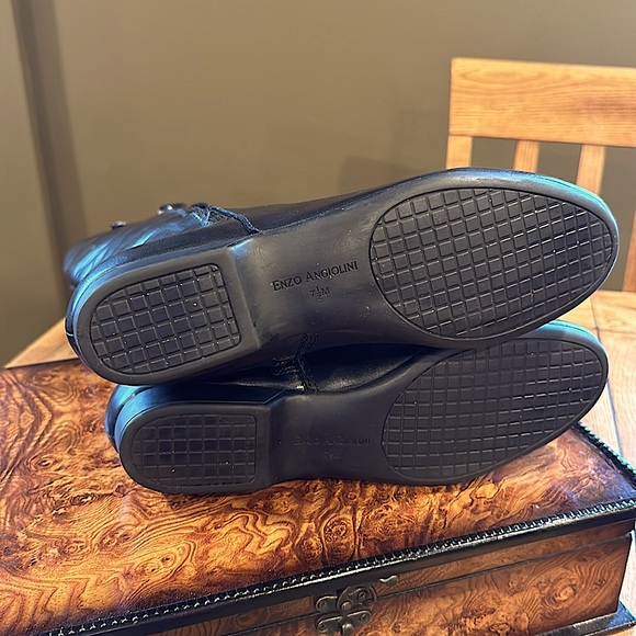 Beautiful Black Leather Enzo Angiolini Flat Boots Size 7.5 - Picture 6 of 6